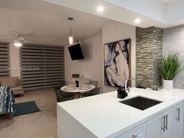 Building Photo - 2501 S Ocean Dr