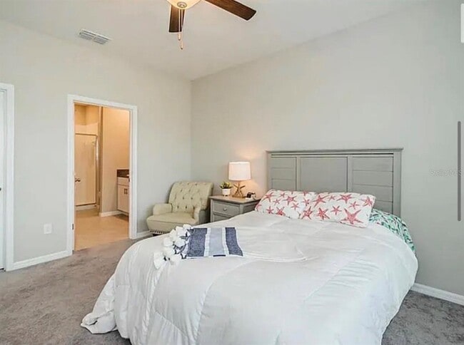 Building Photo - 13363 Crest Lake Dr