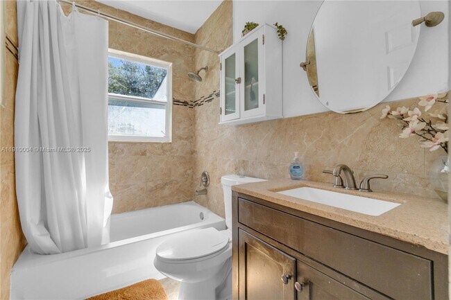 Building Photo - 774-774 NW 49th St