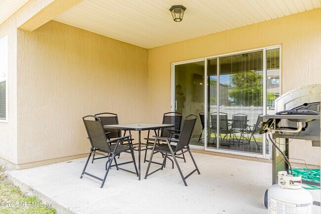 Building Photo - 7112 Emsley Cir