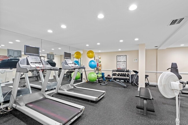 Building Photo - 3300 S Ocean Blvd