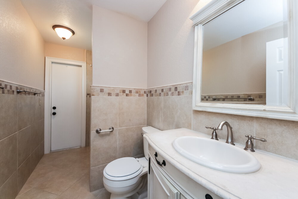 Building Photo - 1633 Liggins Ave