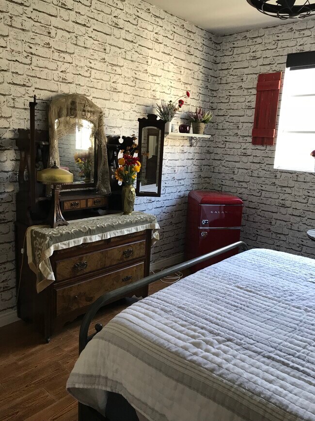 Bedroom /with Refridgerator - 4949 Genesta Ave