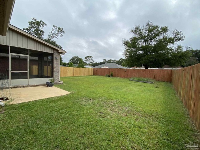 Building Photo - 2486 Redford Dr