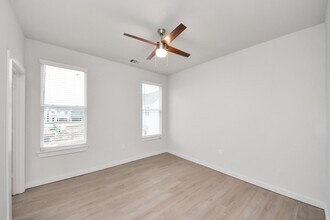 Building Photo - 7330 Leighton Mdw Ln