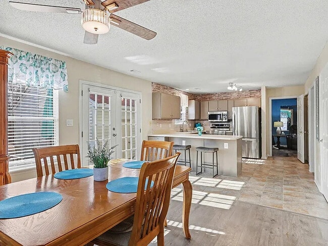 Building Photo - Earn Wealth While Leasing - Like a Homeowner - Lease to Own