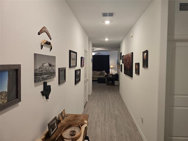 Building Photo - 605 Merriam Dr