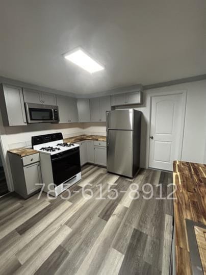 Building Photo - 627 N King St