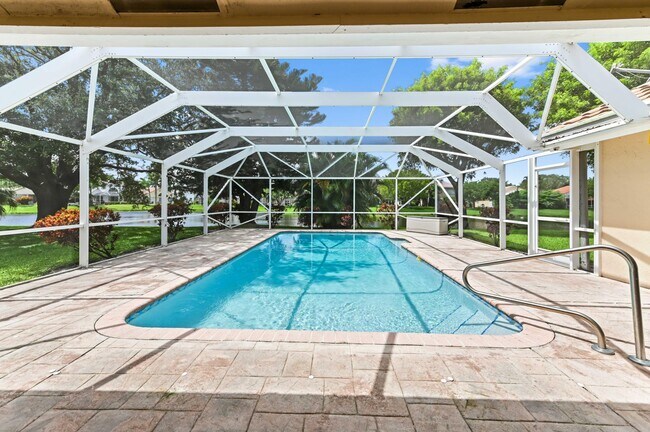 Building Photo - 6740 Brookhurst Cir