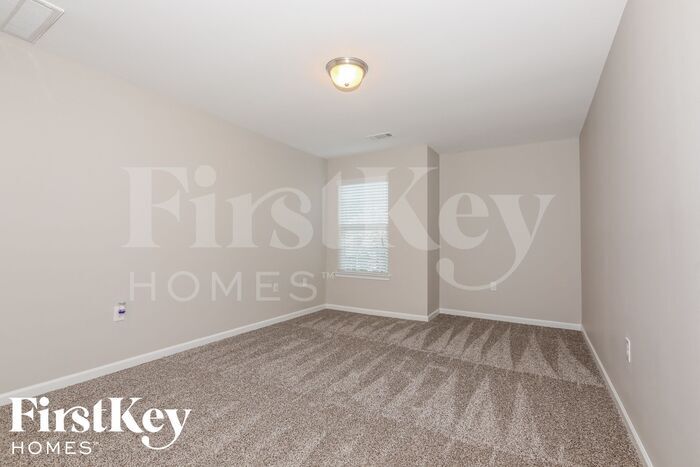 Building Photo - 408 Lind Point Ln