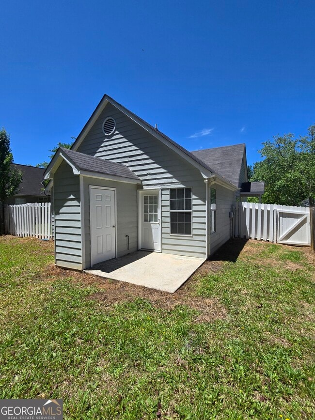Building Photo - 1504 Cain Ct