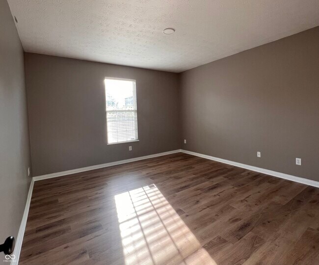 Building Photo - 12972 Brookdale Dr