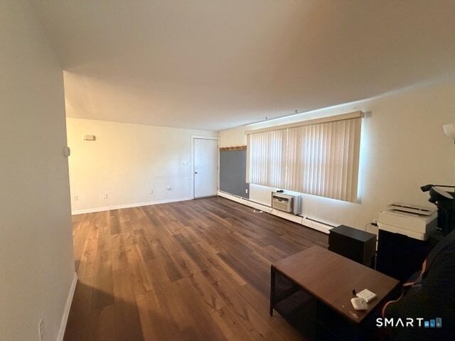 Building Photo - 5 Grandview Dr