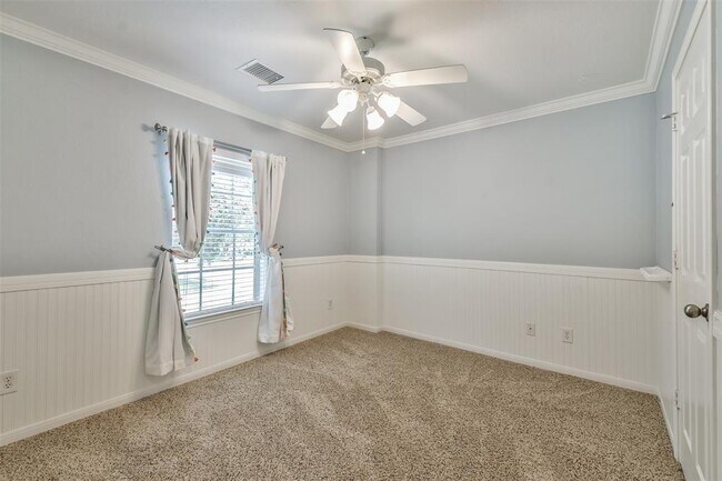 Building Photo - 24031 Bonnamere Ln
