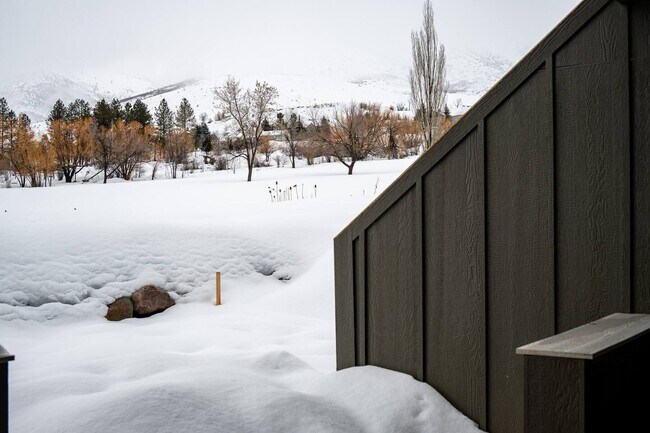 Building Photo - 3884 N 4975 E