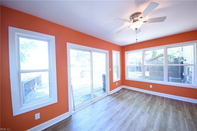 Building Photo - 8356 Cape View Ct