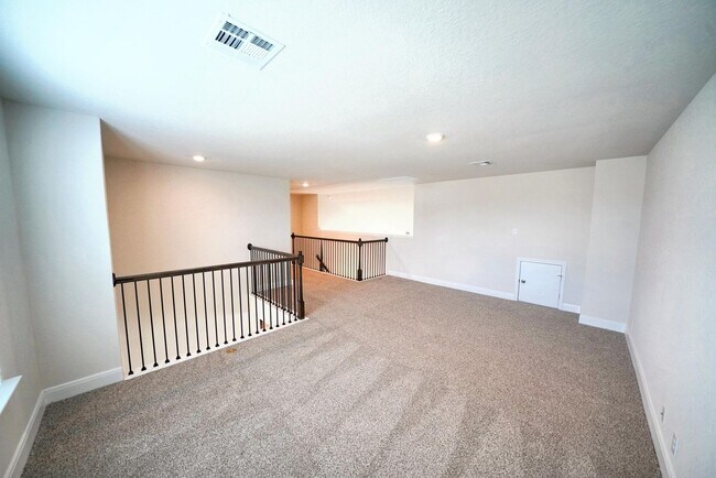 Building Photo - Stunning New Cibolo Home Now Available in Steel Creek - Realtor Commission: $500