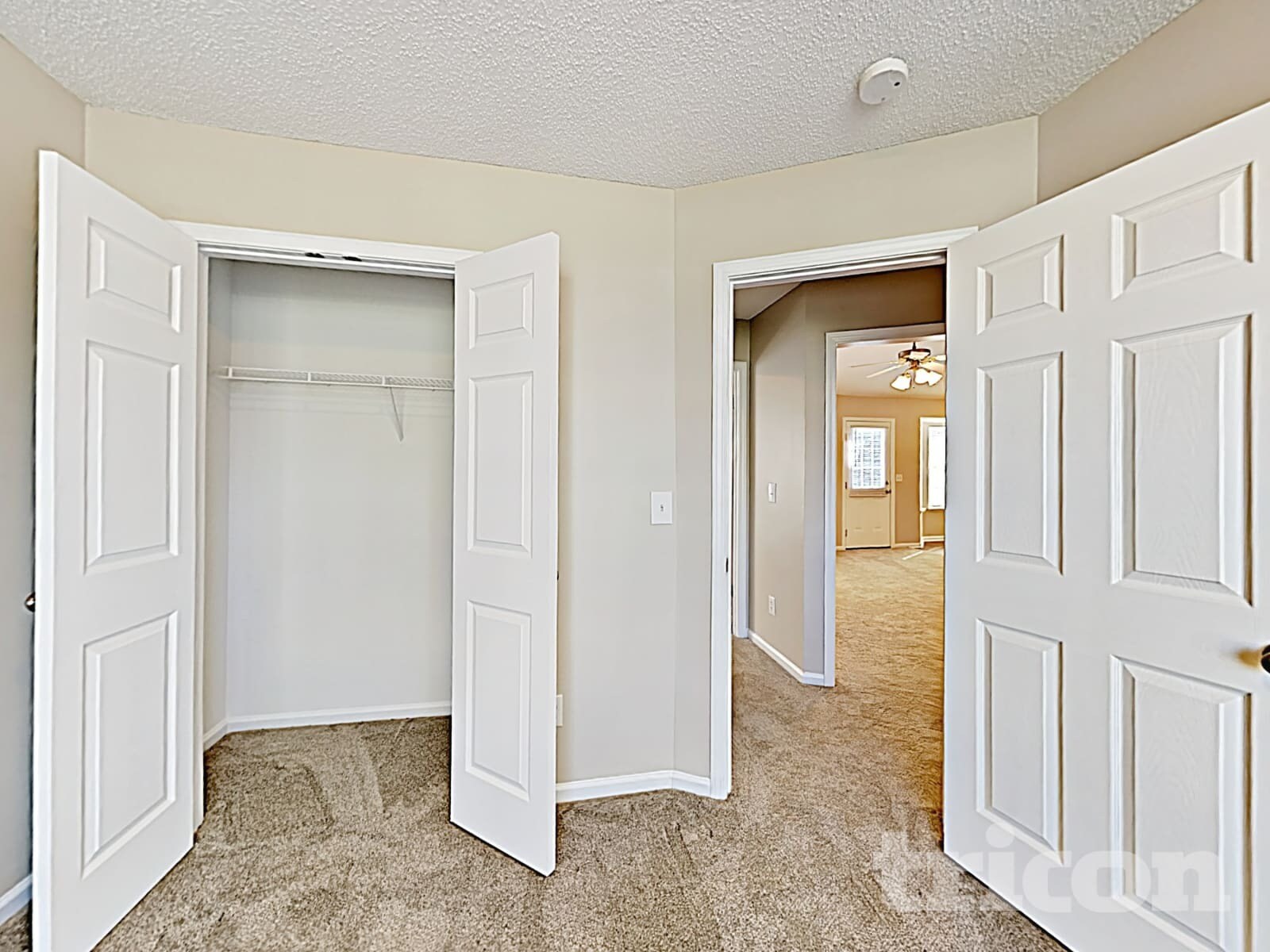 Building Photo - 218 Glencroft Dr