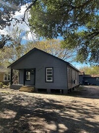 Building Photo - 1005 Defender St