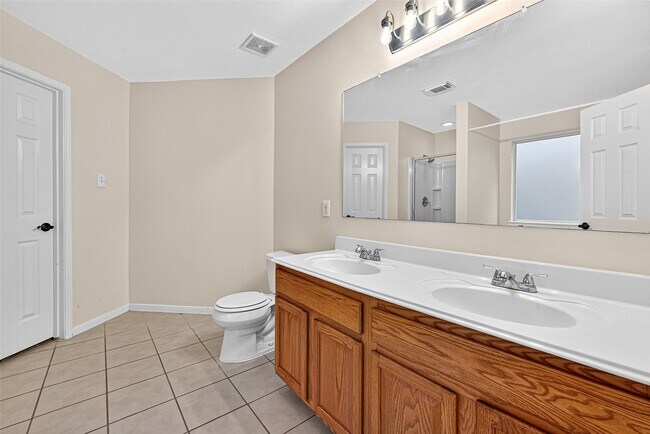 Building Photo - 11739 Edenstone Dr