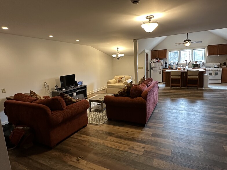 Great room and dining room - 4664 Hayden Run Rd