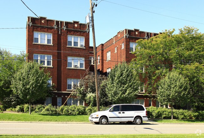 Building Photo - 14174 Superior Road