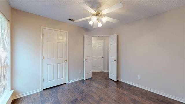 Building Photo - 402 Moss Hill Rd