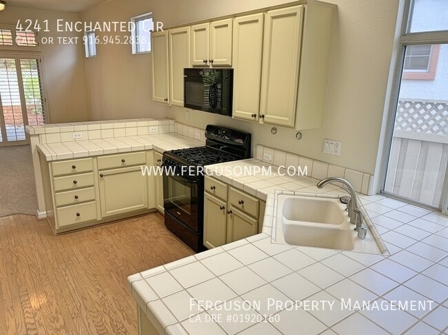 Building Photo - 4241 Enchanted Cir