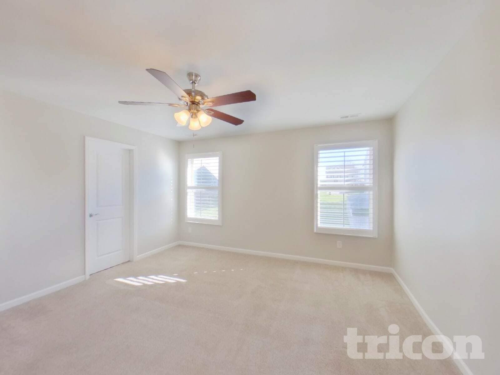 Building Photo - 1041 Lonergan Cir