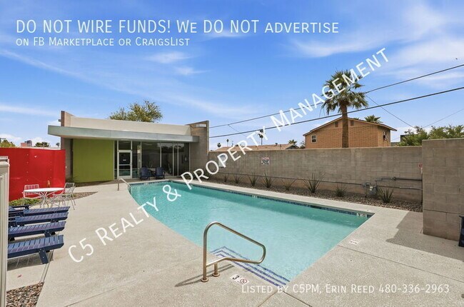 Building Photo - 1111 W University Dr
