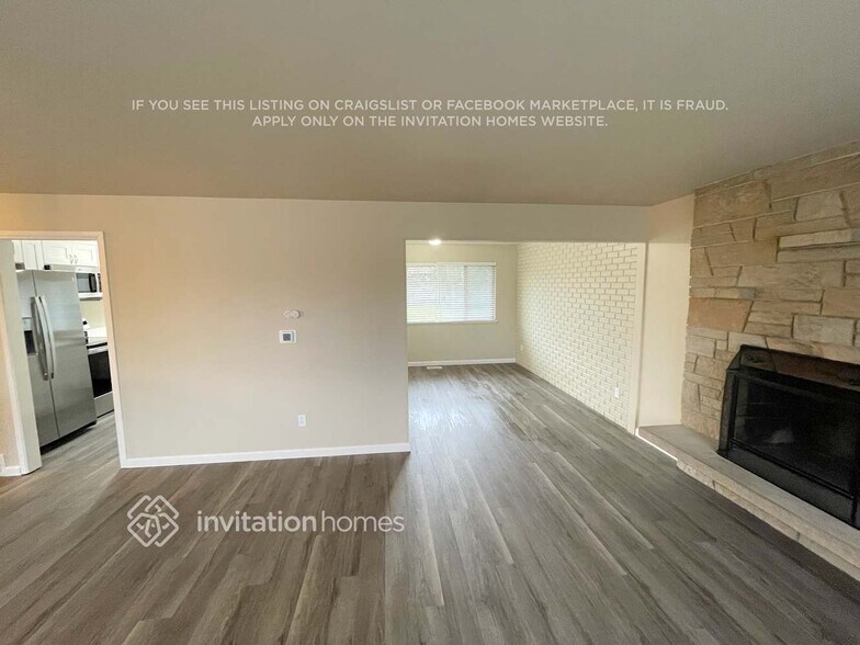 Building Photo - 8047 S 117th St