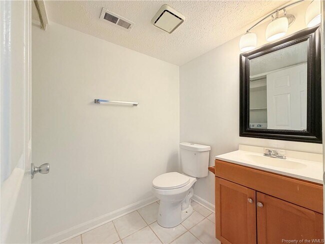 Building Photo - 9 Sidewinder Ct