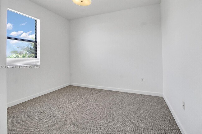 Building Photo - 15267 SW 173rd Ln