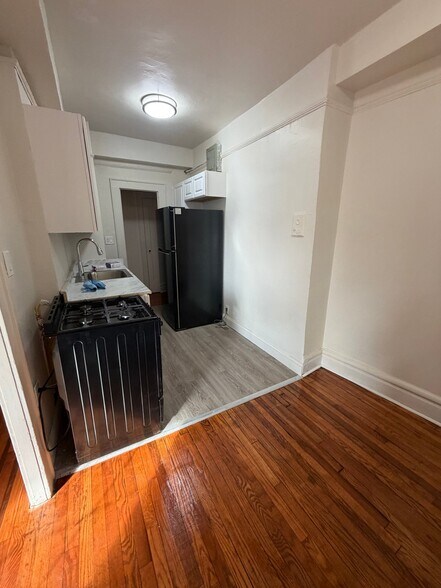 Building Photo - 25 N Harrison St