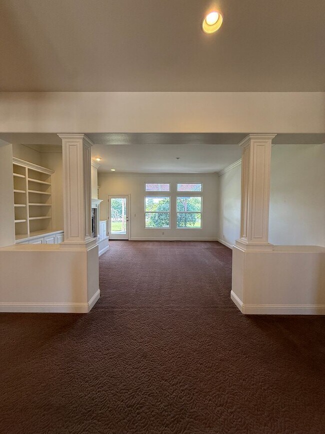 Building Photo - Beautiful Orcutt Custom Home in Solomon Estates on Approx One Acre