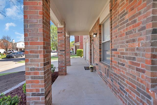 Building Photo - 115 Walnut Dr