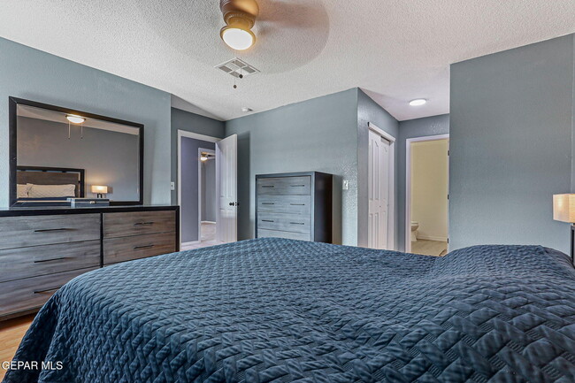 Building Photo - 12340 Tierra Humeda Dr