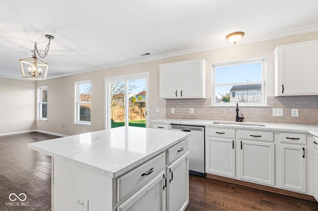 Building Photo - 2604 Senators Way