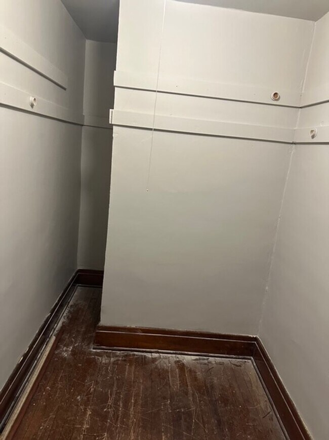 Building Photo - 25 Meech Park