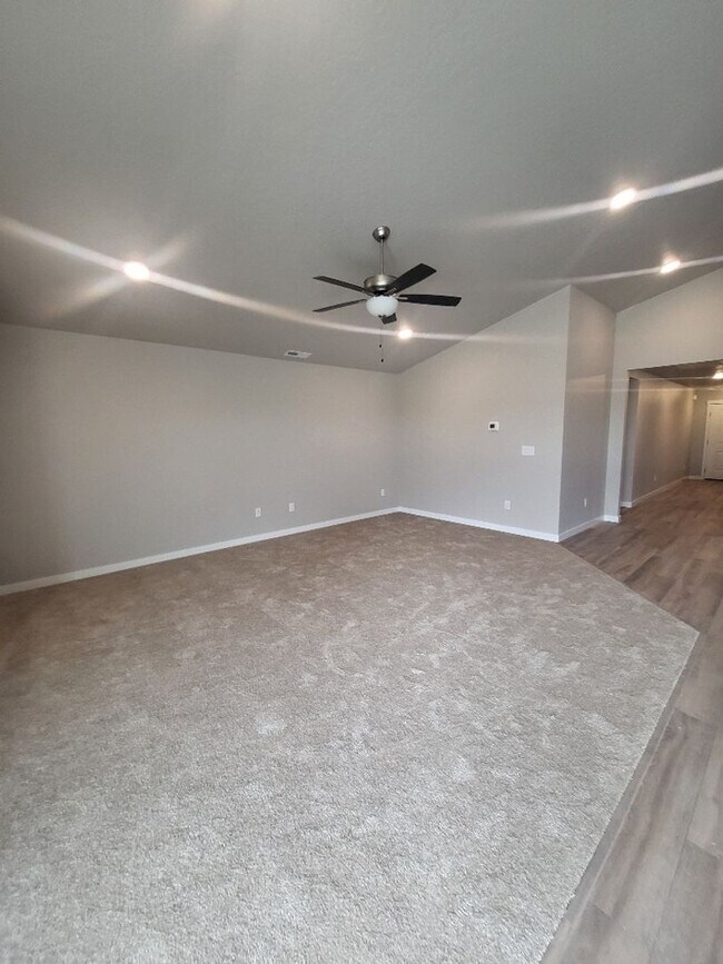 Building Photo - Cute Nampa Home