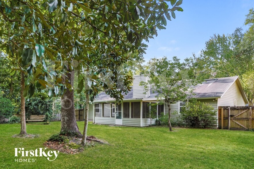 Building Photo - 515 Nassau Ct