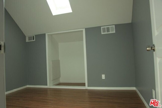 Building Photo - 2711 Orchard Ave.