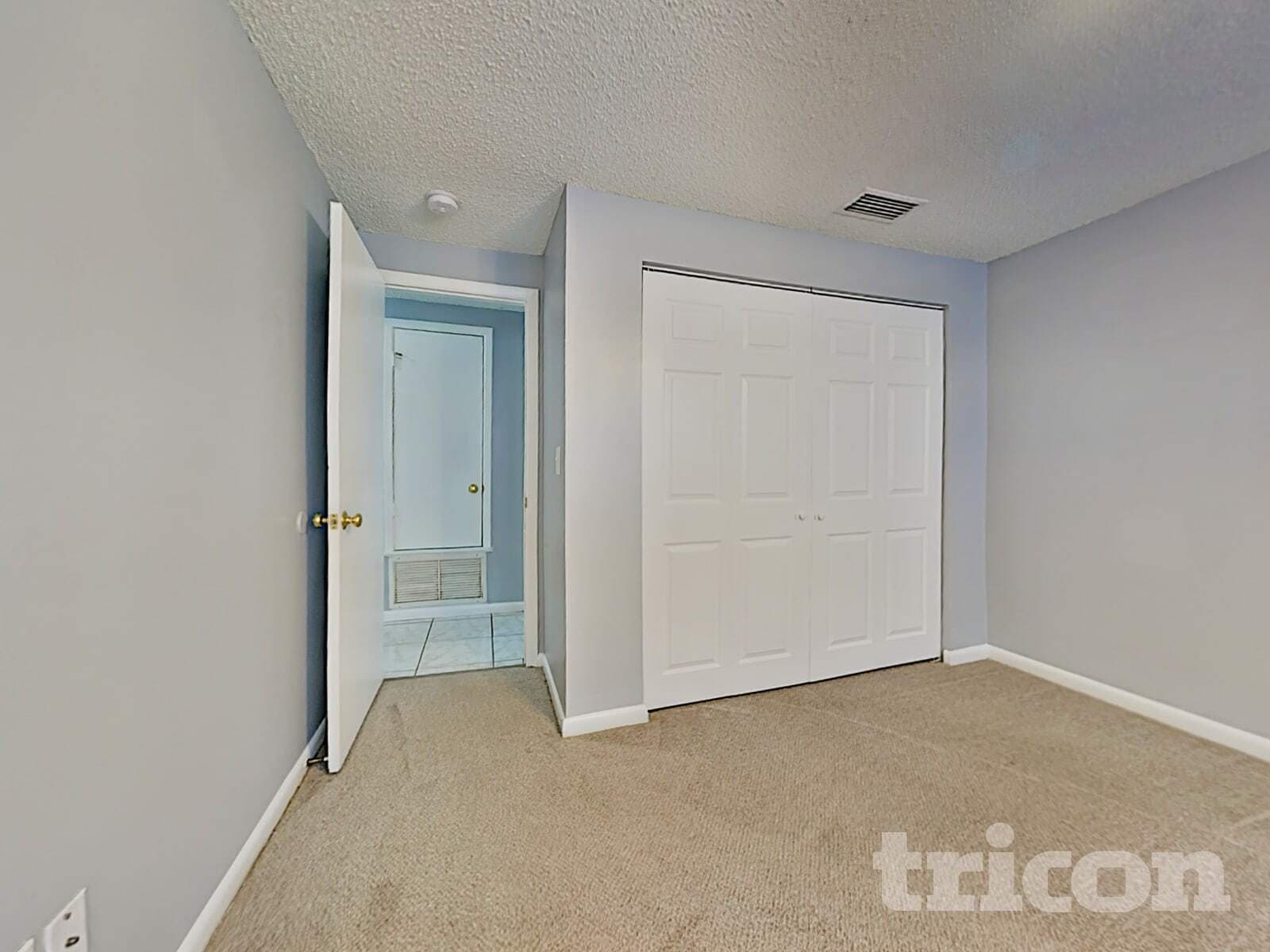 Building Photo - 8235 Donaldson Dr