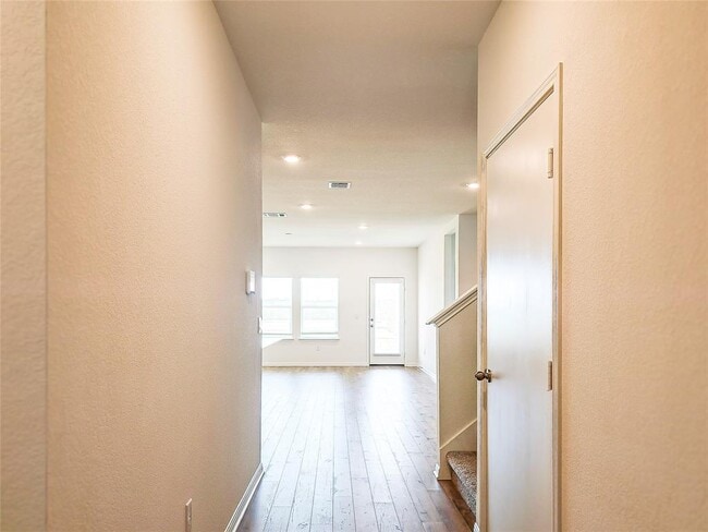 Building Photo - 2313 March Hare Trce