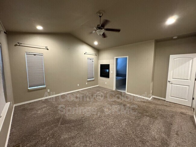 Building Photo - 17888 White Marble Dr
