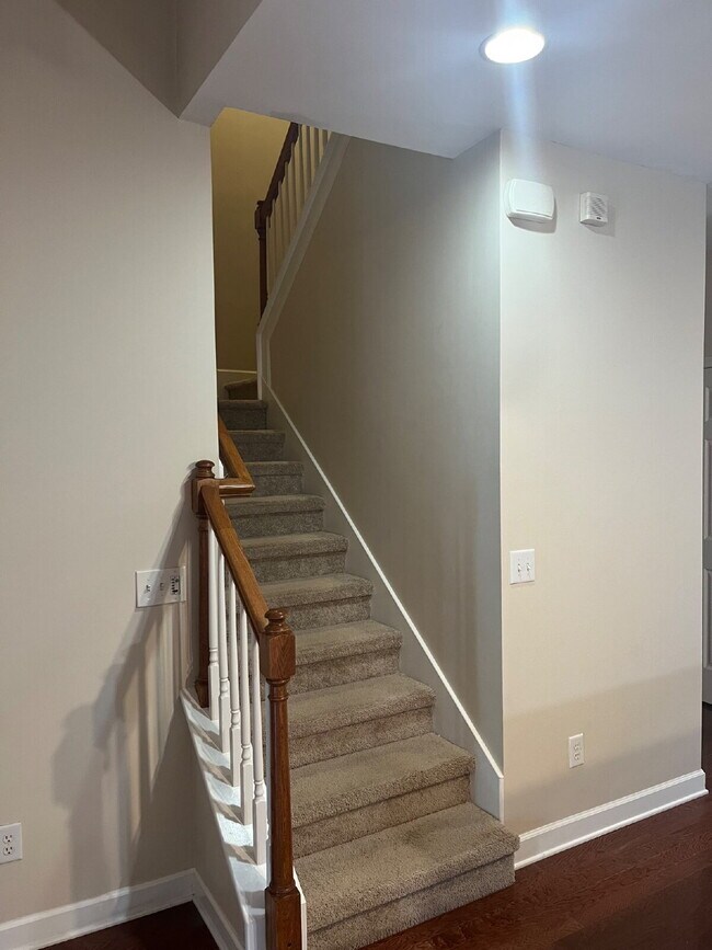 Building Photo - "Charming 3-Bed Home on Kemberton Court: Spacious Living with 2.5 Baths in Nolensville!" Communit...