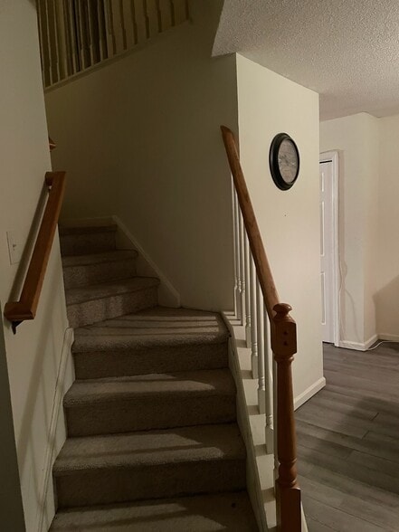 Building Photo - 53 Inwood Ave