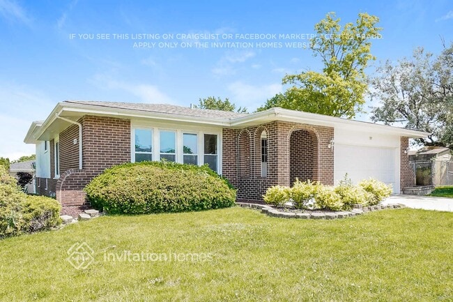 Building Photo - 15529 Orogrande Dr