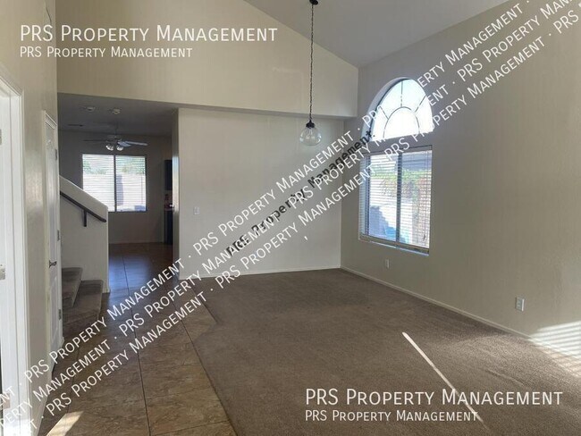 Building Photo - 4816 S Emery-
