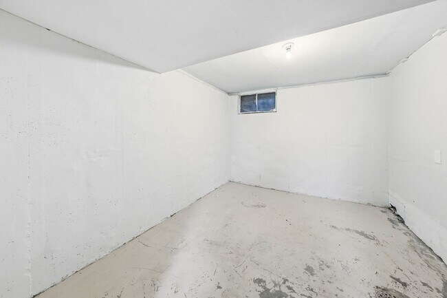 Building Photo - 3034 Forge Dr